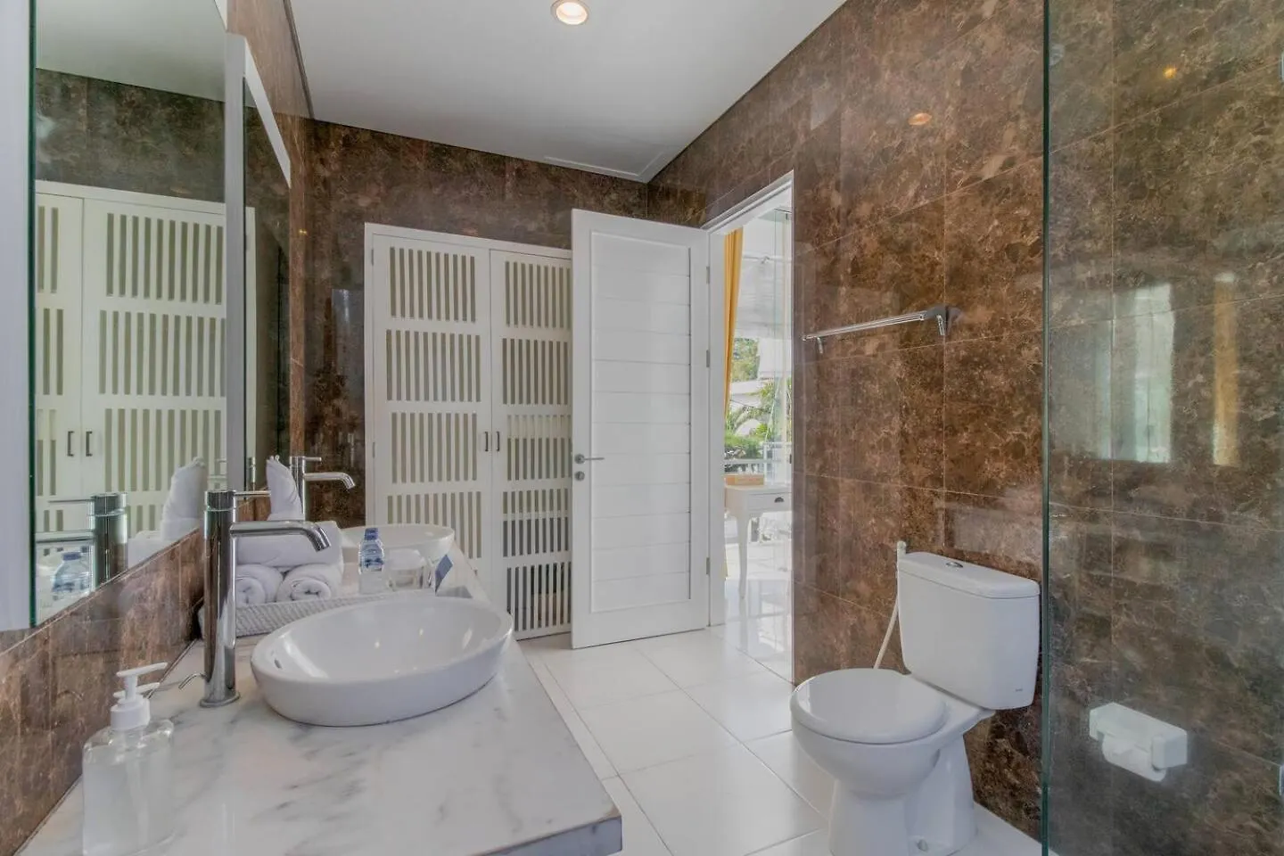 Villa Superb 3 Bed Villa, Walk To Beach, Fast Wi-Fi, Seminyak